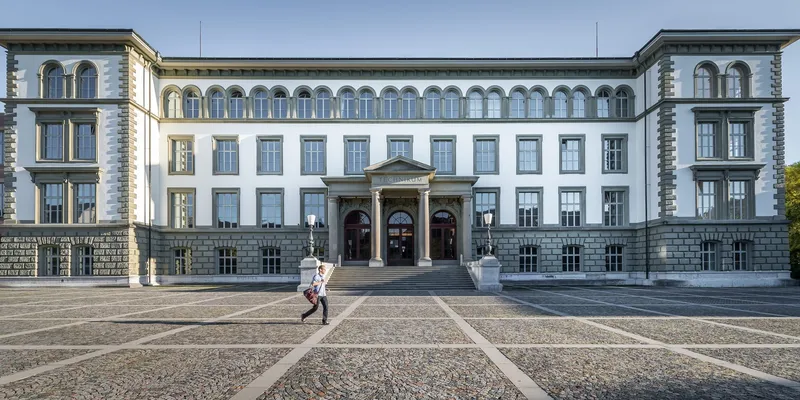 Explaining AI in Thesis Work – Using Bread, Skis, and Silverbacks